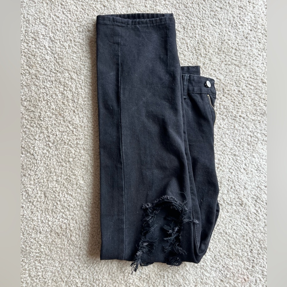 SHEIN small distressed jeans